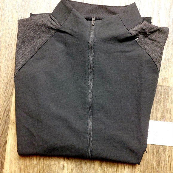 Lululemon License to Train Jacket - Picture 5 of 8